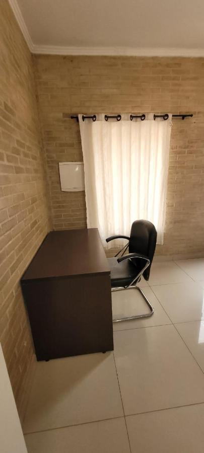 Sobrado 2 Amplo E Confortavel Em Condominio Corumba Ngoại thất bức ảnh
