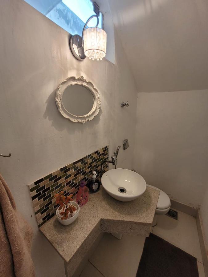 Sobrado 2 Amplo E Confortavel Em Condominio Corumba Ngoại thất bức ảnh